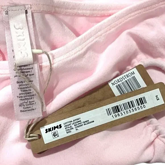 SOLD NWT NEW SKIMS Cherry Blossom Heart Cutout Flare Leggings Pink - Picture 6 of 9